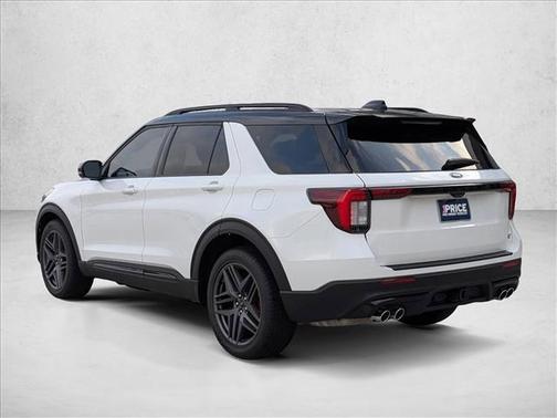 Star White Metallic Tri-Coat 2025 Ford Explorer ST