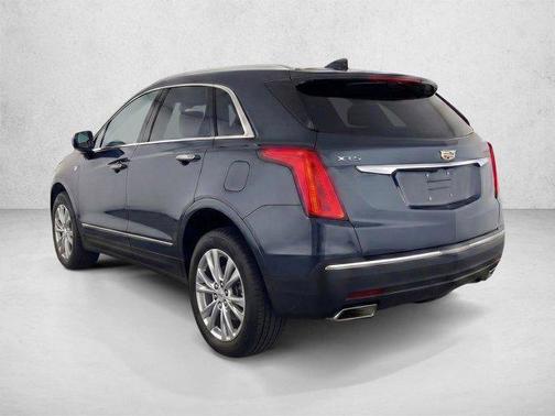 Shadow Metallic 2021 Cadillac XT5 Luxury