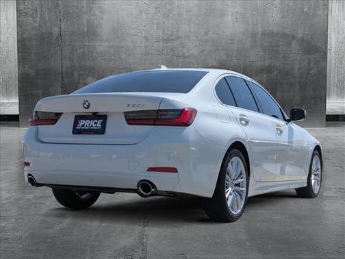 2024 BMW 330 i