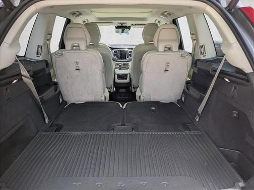 2022 Volvo XC90 T6 Inscription