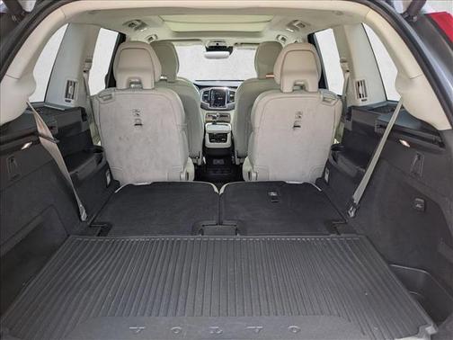 2022 Volvo XC90 T6 Inscription