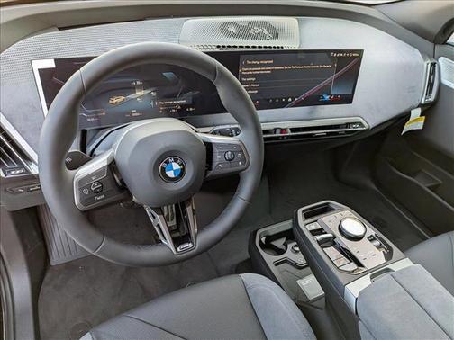 2026 BMW iX xDrive60