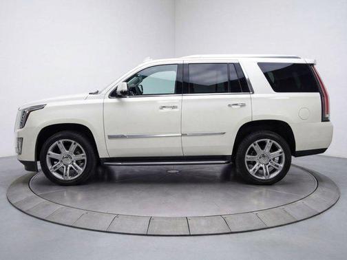 Crystal White Tricoat 2016 Cadillac Escalade Luxury