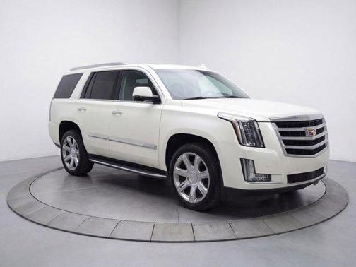Crystal White Tricoat 2016 Cadillac Escalade Luxury