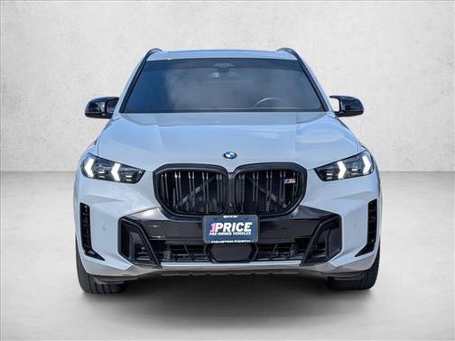 2025 BMW X5 M60i