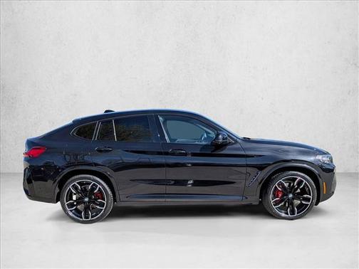 Black Sapphire Metallic 2022 BMW X4 M40i