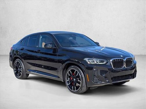 Black Sapphire Metallic 2022 BMW X4 M40i