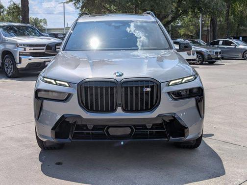 2026 BMW X7 M60i