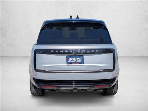 2025 Land Rover Range Rover P530 SE