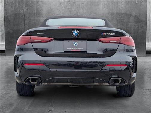 2025 BMW M440 i xDrive