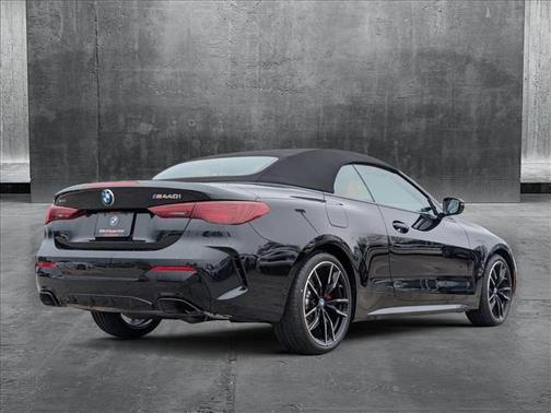 2025 BMW M440 i xDrive