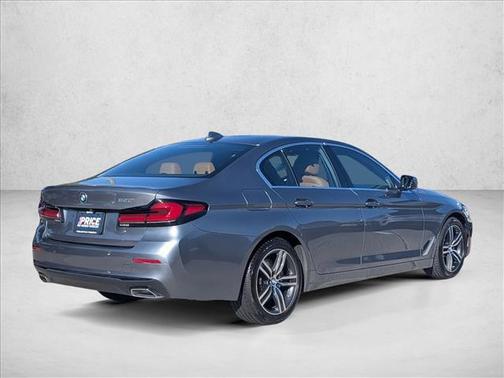 2022 BMW 530 i