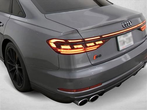 2022 Audi S8 4.0T