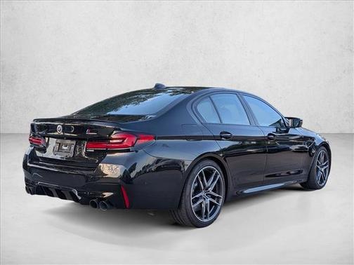 2022 BMW M5 Base