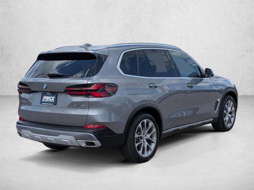 Gray 2025 BMW X5 xDrive40i
