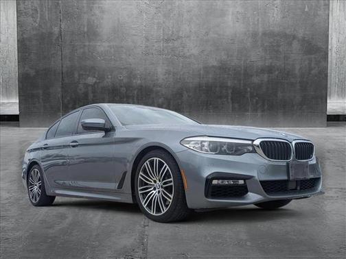 2018 BMW 530 530i