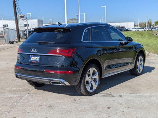 2023 Audi Q5 45 S line Prestige