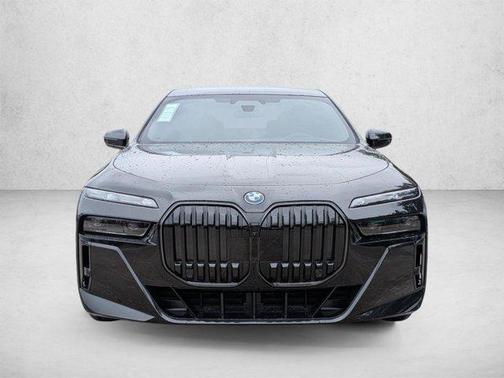 Black Sapphire Metallic 2026 BMW i7 xDrive60