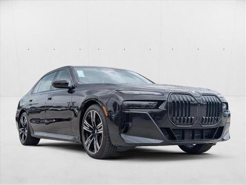 2025 BMW 760 i xDrive
