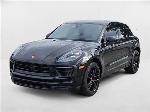 2022 Porsche Macan S