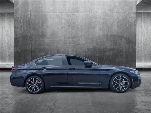 2023 BMW 540 i