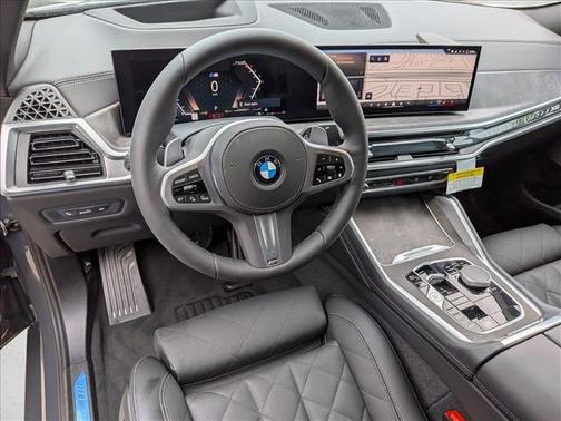 Dravit Grey Metallic 2026 BMW X6 xDrive40i