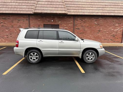 2006 Toyota Highlander Base