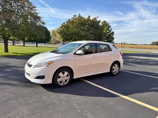 2010 Toyota Matrix Base