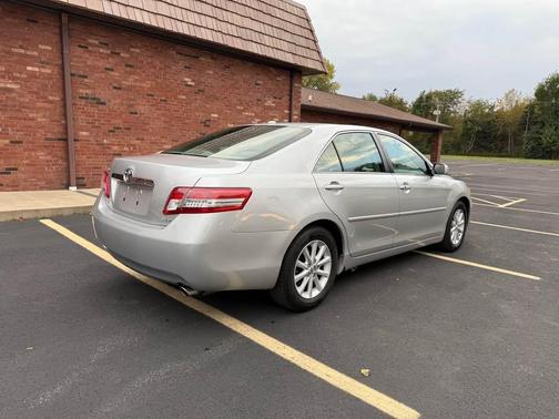 2011 Toyota Camry XLE