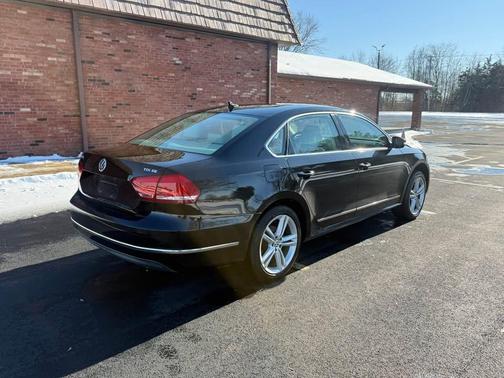 2014 Volkswagen Passat 2.0L TDI DSG SE w/Sunroof