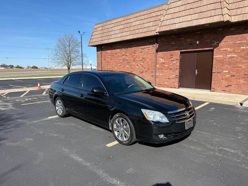Black 2006 Toyota Avalon XLS