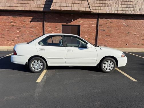 2002 Nissan Sentra XE