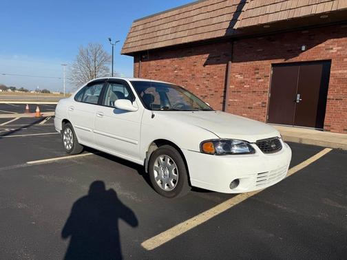 2002 Nissan Sentra XE