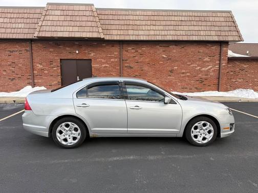 2010 Ford Fusion SE