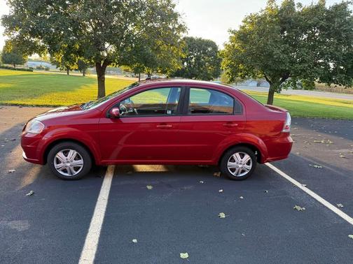 2011 Chevrolet Aveo LT