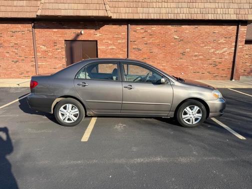 2005 Toyota Corolla CE