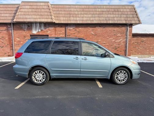 2008 Toyota Sienna CE