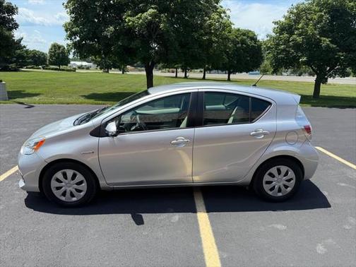 2014 Toyota Prius c Three