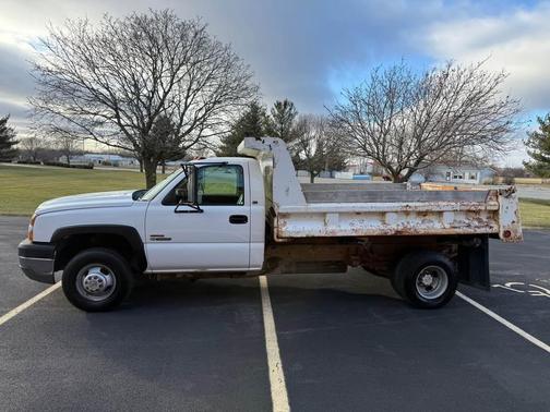 2005 Chevrolet Silverado 3500 Work Truck