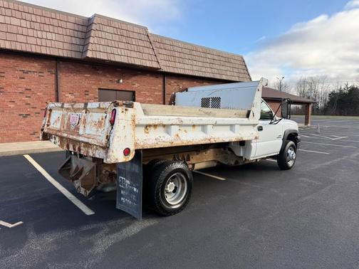 2005 Chevrolet Silverado 3500 Work Truck