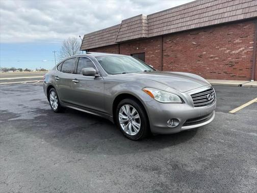 2011 INFINITI M37x Base