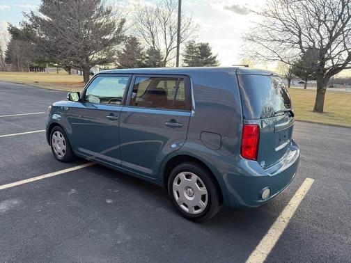 2009 Scion xB Base