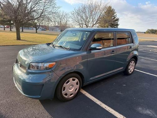 2009 Scion xB Base