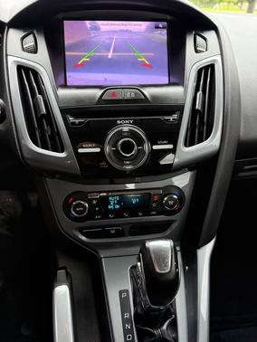 Ingot Silver Metallic 2013 Ford Focus Titanium