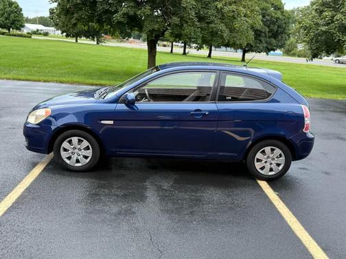 2010 Hyundai Accent GS