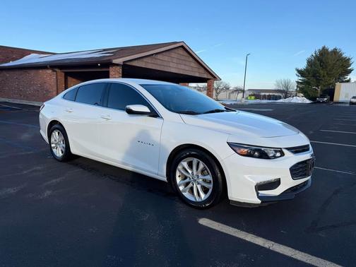 2017 Chevrolet Malibu 1LT