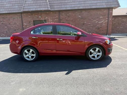 2012 Chevrolet Sonic 1LZ