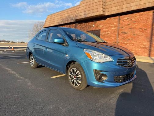 2017 Mitsubishi Mirage G4 ES