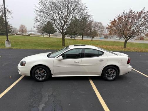 2004 Pontiac Grand Prix GT2