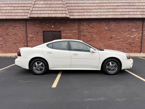 2004 Pontiac Grand Prix GT2